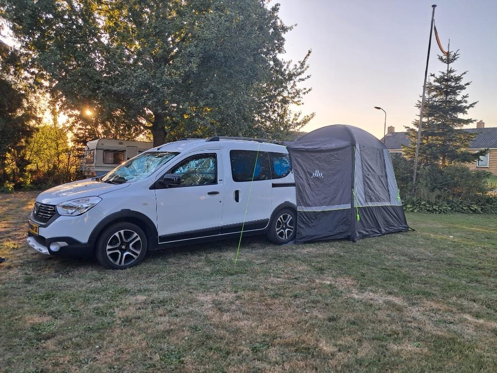 Mini Camper, Dacia Dokker 2018, Caravans en Kamperen, Campers, Particulier, tot en met 2, Buscamper of Camperbus, Benzine, Handgeschakeld
