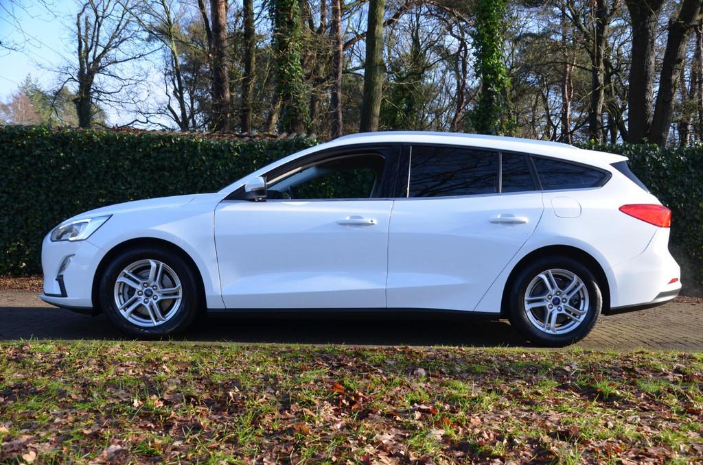 Ford Focus Wagon 1.0 EcoBoost Trend Edition Business Navi/Ec, Auto's, Ford, Gebruikt, Euro 6, 1283 kg, Wit