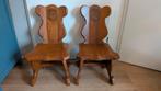 Twee brutalistische eiken kinderstoelen met pauw motief, Ophalen of Verzenden