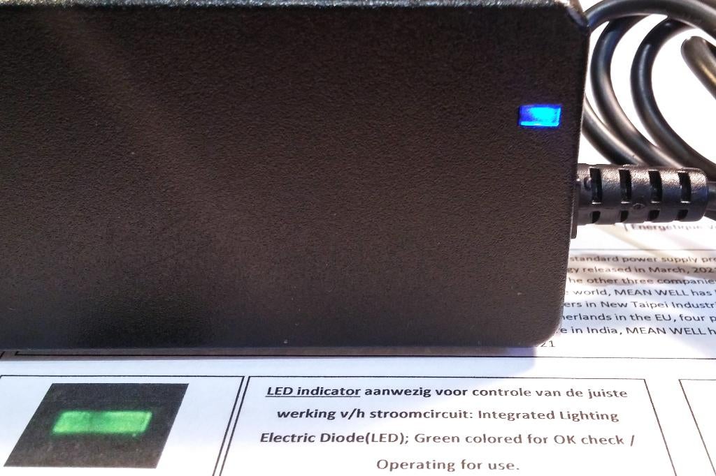 MEAN WELL GST40A12-P1J 12V 3.34A 40W AC Industrial Adapter, Computers en Software, Pc- en Netwerkkabels, Ophalen of Verzenden