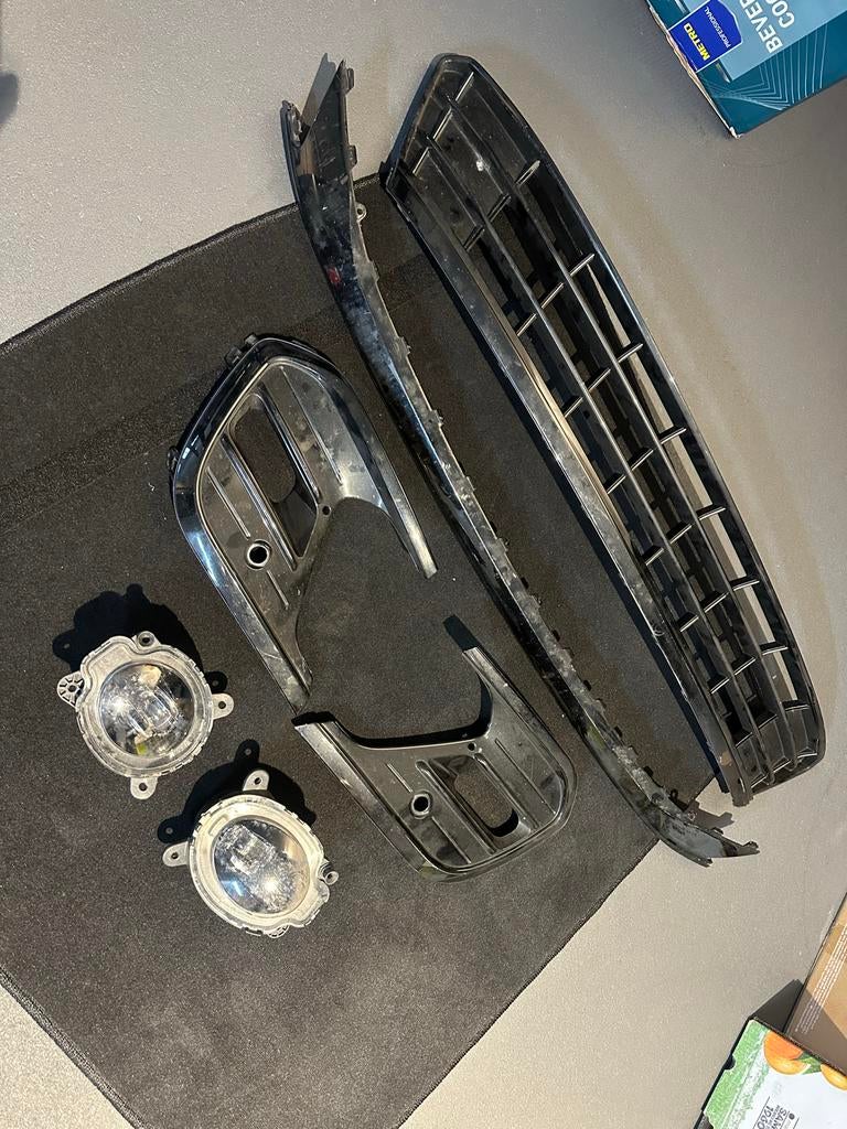 Onderdelen Voorbumper Volkswagen Polo 2G Facelift R-line, Auto-onderdelen, Gebruikt, Ophalen of Verzenden, Bumper, Volkswagen