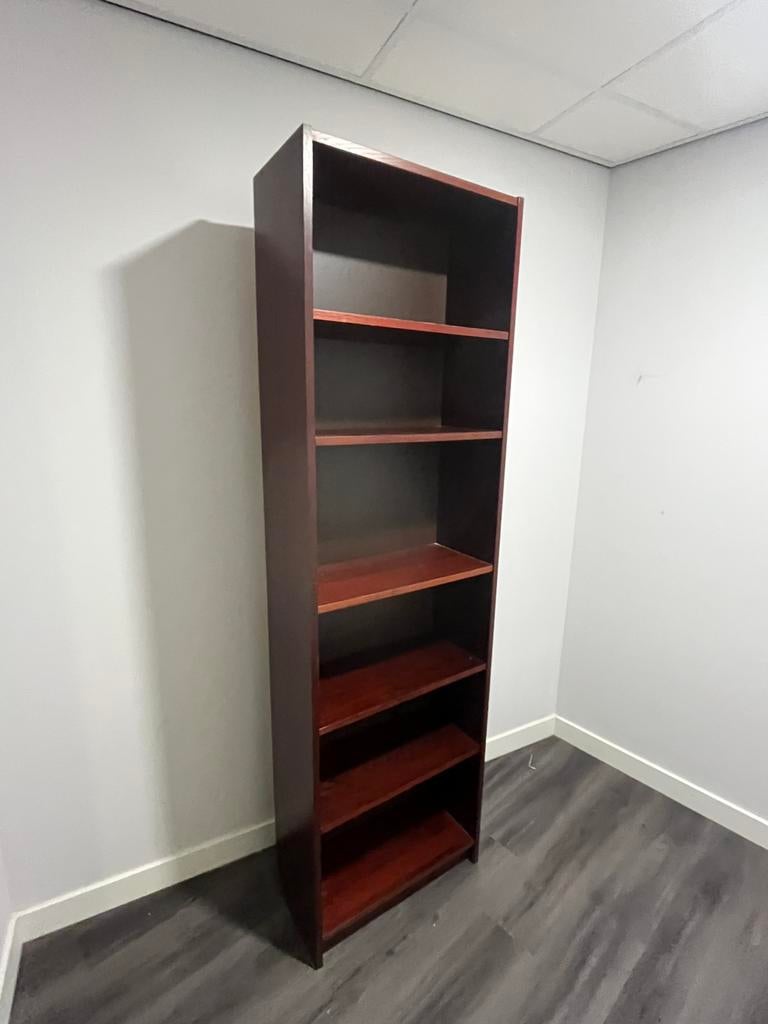 Billy boekenkast bordeaux rood 60 cm Bree, Huis en Inrichting, Kasten | Boekenkasten, Ophalen, 200 cm of meer, 50 tot 100 cm, Zo goed als nieuw