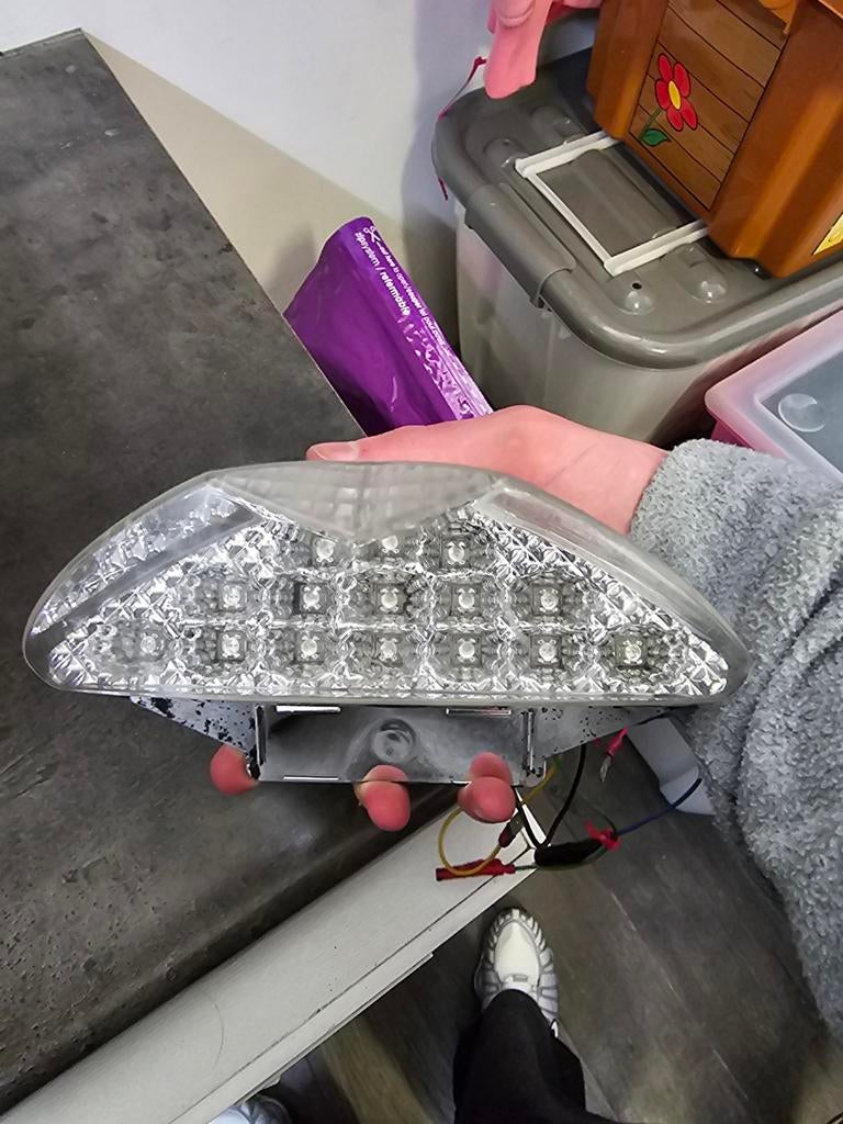 Achterlicht stock yamaha aerox, Fietsen en Brommers, Brommeronderdelen | Scooters, Ophalen, Gebruikt, Koplamp, Yamaha