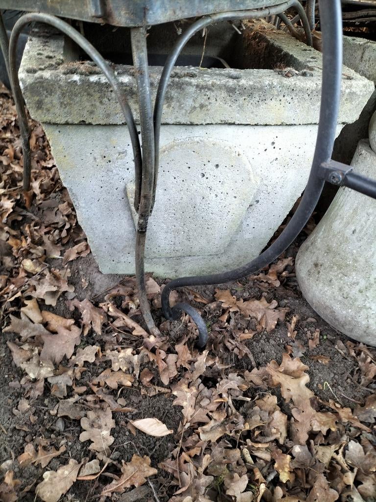 Landelijke grote stenen bloembakken plantenbakken, Tuin en Terras, Bloembakken en Plantenbakken, Ophalen, Steen