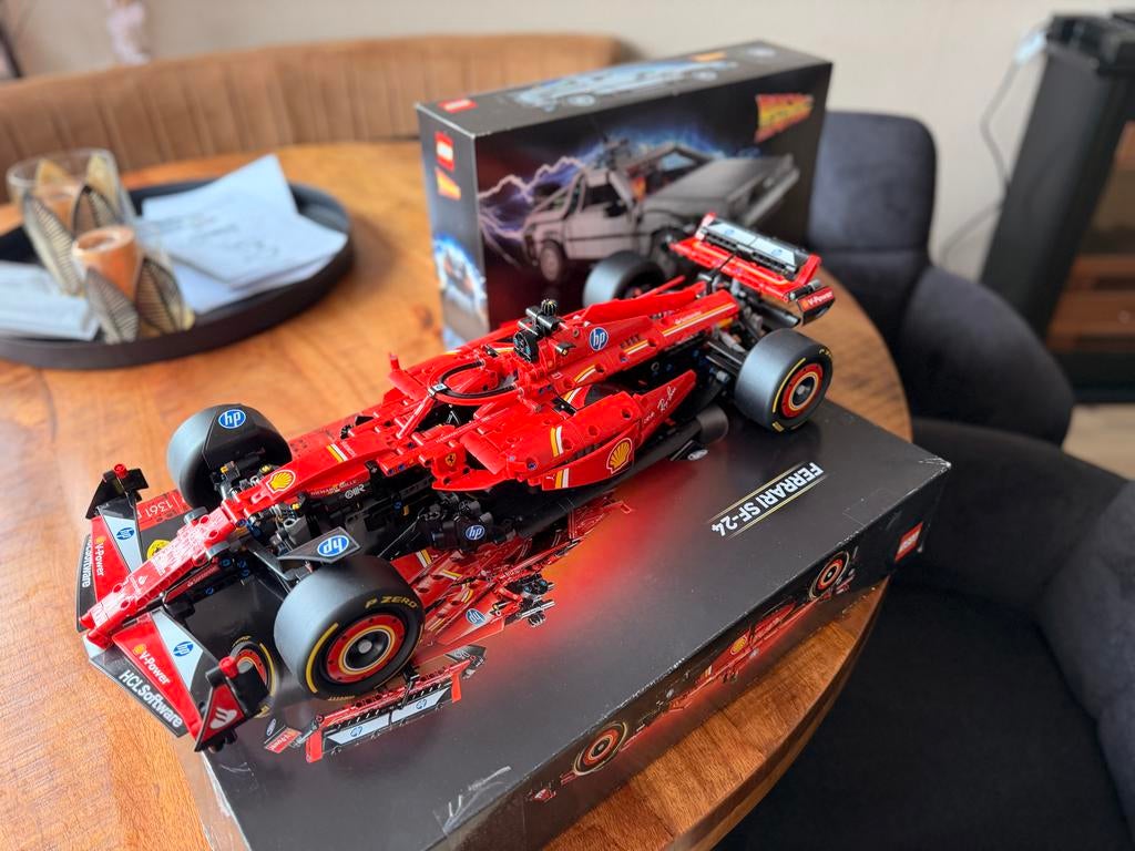 LEGO Technic Ferrari SF-24 Formule 1 Raceauto, Ophalen, Nieuw, Overige merken
