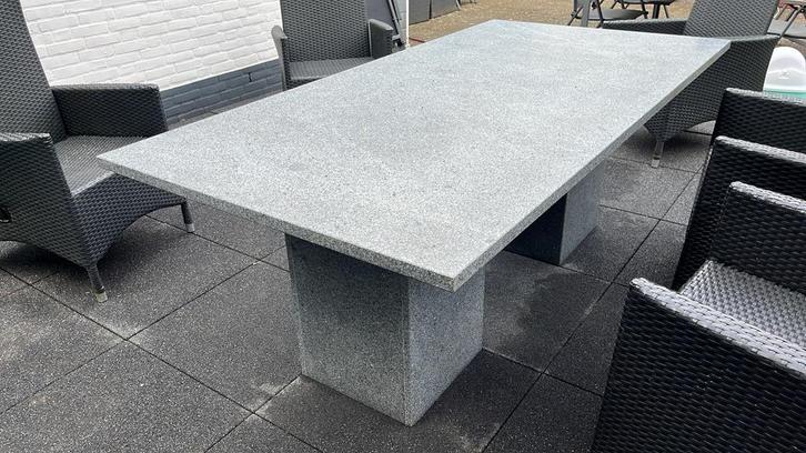 Grote rechthoekige tuintafel van graniet, Tuin en Terras, Tuintafels, Gebruikt, Rechthoekig, Overige materialen, Ophalen