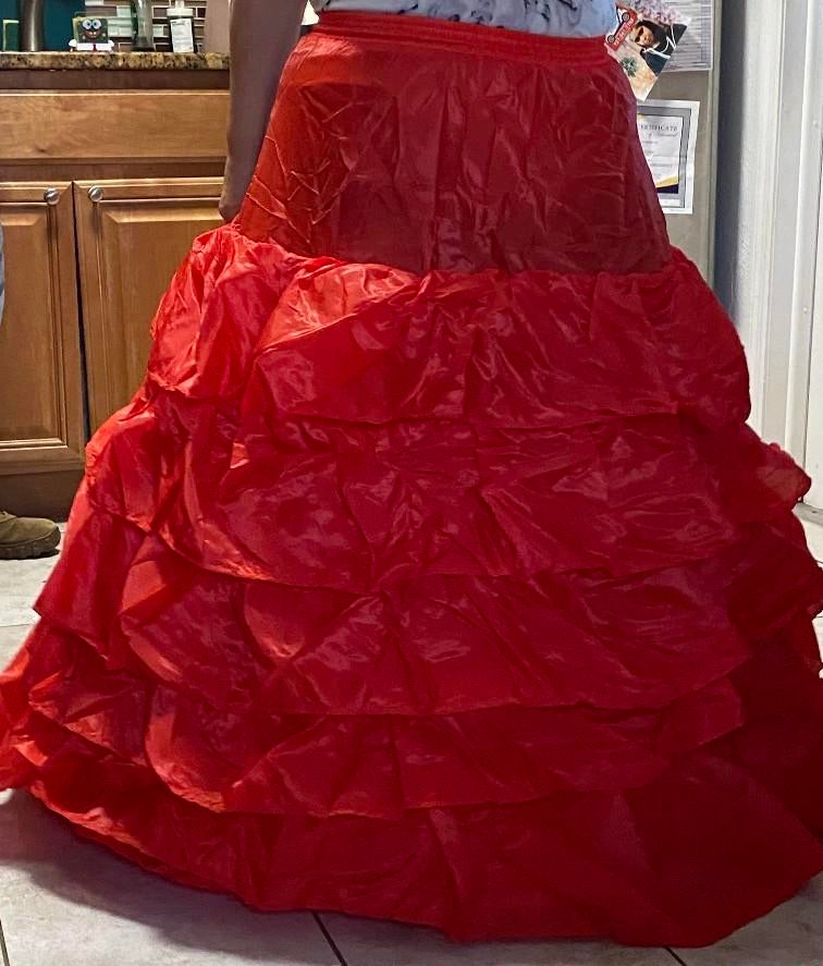 Rode Hoepelrok - Verstelbaar - Maat 40-44 - Cosplay/Elfia, Ophalen of Verzenden