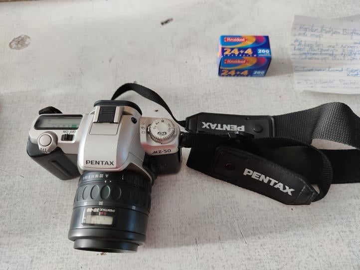 Pentax camera met automatische zoom, Audio, Tv en Foto, Fotocamera's Analoog, Ophalen of Verzenden, Zo goed als nieuw, Spiegelreflex
