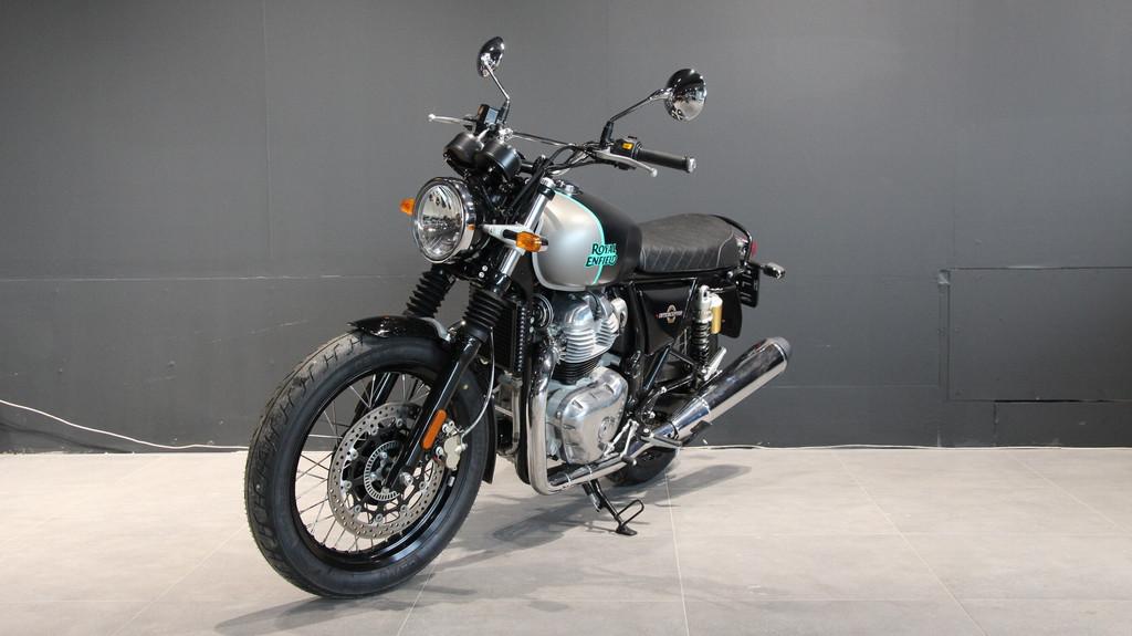 Royal-Enfield INTERCEPTOR 650 (bj 2024), Motoren, Motoren | Royal Enfield, Lorentzlaan 14
3401 MX  IJSSELSTEIN UT, Bedrijf, Toermotor
