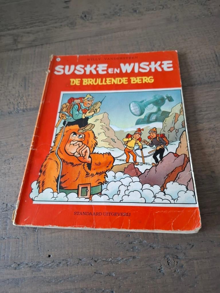 Suske en Wiske 80 - de brullende berg, Eén stripboek, Ophalen of Verzenden, Gelezen