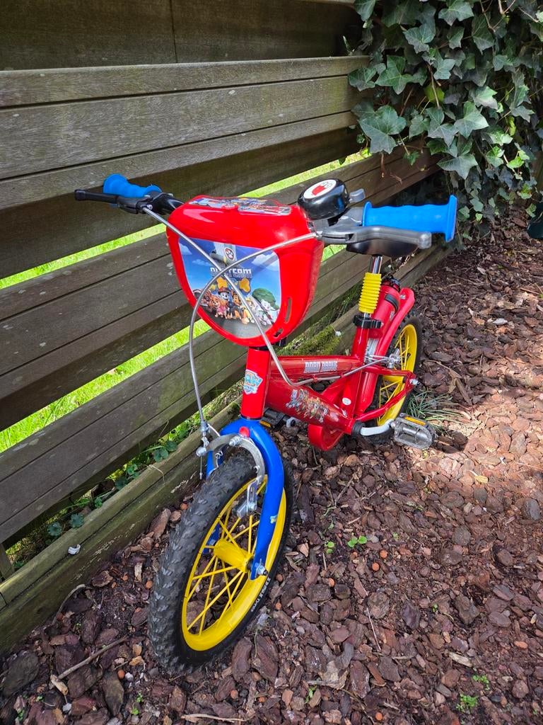 Paw patrol kinderfiets 14 inch, Fietsen en Brommers, Fietsen | Kinderfietsjes, Zo goed als nieuw, Minder dan 16 inch, Zijwieltjes