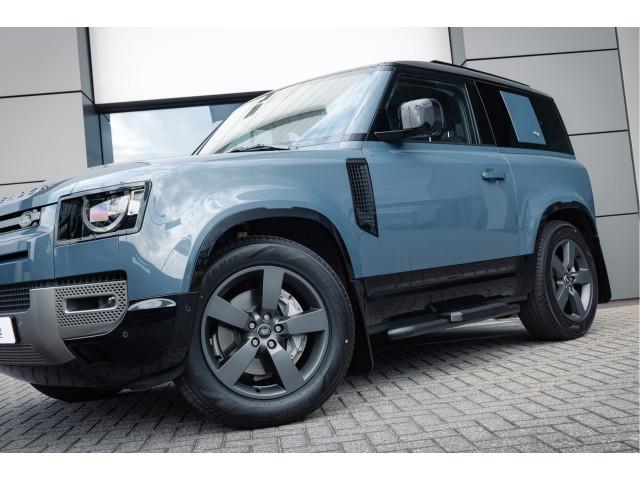 Land Rover Defender P400 90 X-Dynamic SE GRIJS KENTEKEN, Auto's, Land Rover, Automaat, Gebruikt, Met garantie (alle), Vierwielaandrijving