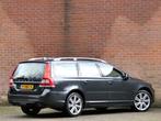Volvo V70 3.0 T6 AWD Summum Schuifdak / Xenon / Trekhaak / P, Automaat, Euro 5, 1683 kg, Gebruikt