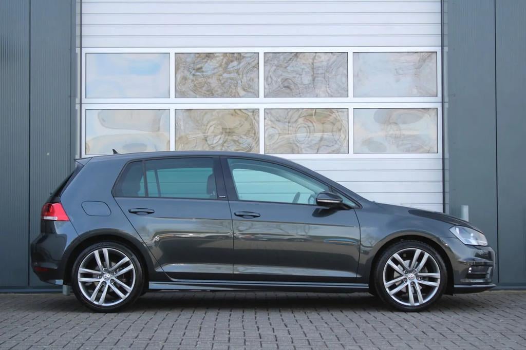 Volkswagen Golf 1.4 TSI Highline R-Line Clima/C € 11.950,0, Voorwielaandrijving, Gebruikt, 1147 kg, 4 cilinders