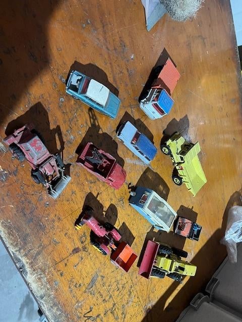 dinkytoys te koop modelauto, Hobby en Vrije tijd, Modelauto's | 1:43, Ophalen, Gebruikt, Auto, Overige merken