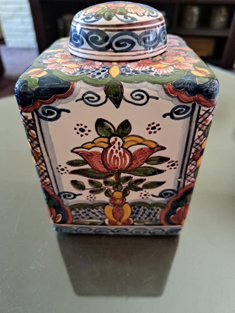 Makkum theebus, Verzenden