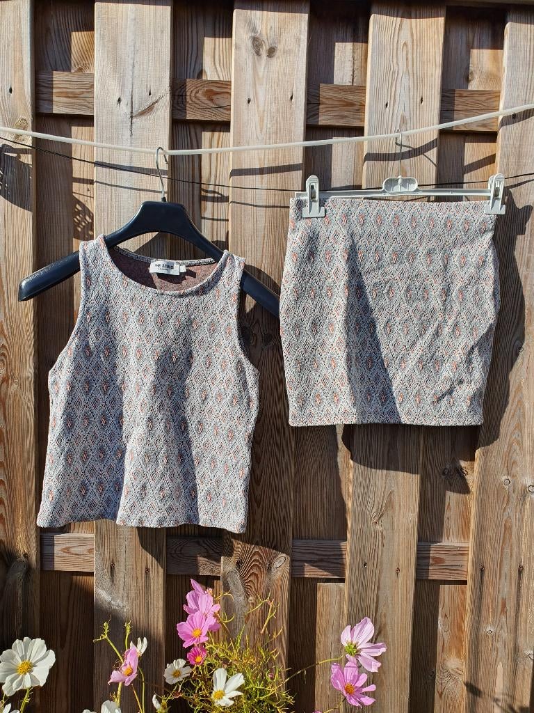 The Sting 2-delige set top + rok maat M, Kleding | Dames, Rokken, Maat 38/40 (M), Ophalen of Verzenden, Zo goed als nieuw, Grijs