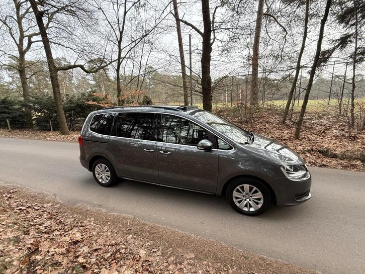 Volkswagen Sharan 1.4 110KW 2015 Grijs, Auto's, Volkswagen, Particulier, Sharan, ABS, Adaptive Cruise Control, Airbags, Airconditioning
