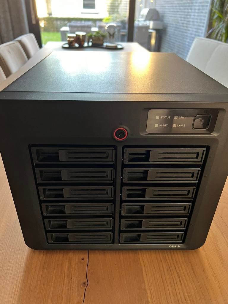 Synology DS-2413+ incl. 4x 3TB hdd’s, Computers en Software, NAS, Ophalen of Verzenden, Gebruikt
