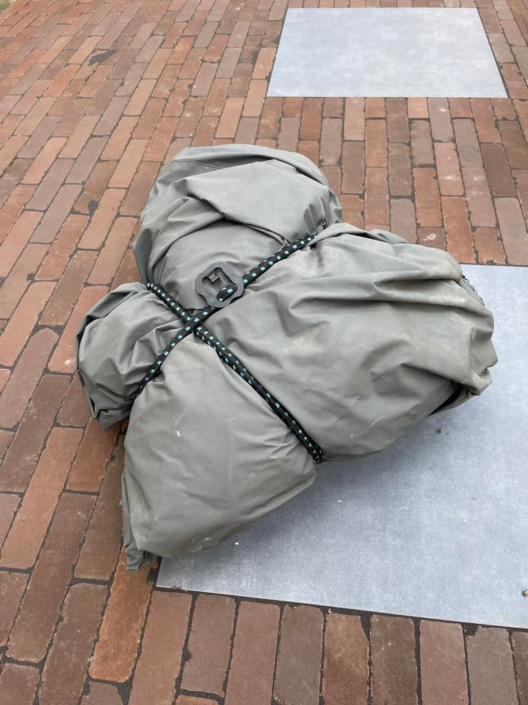 BERG beschermhoes trampoline rond 330 - grijs, Kinderen en Baby's, Speelgoed | Buiten | Trampolines, Ophalen, Gebruikt