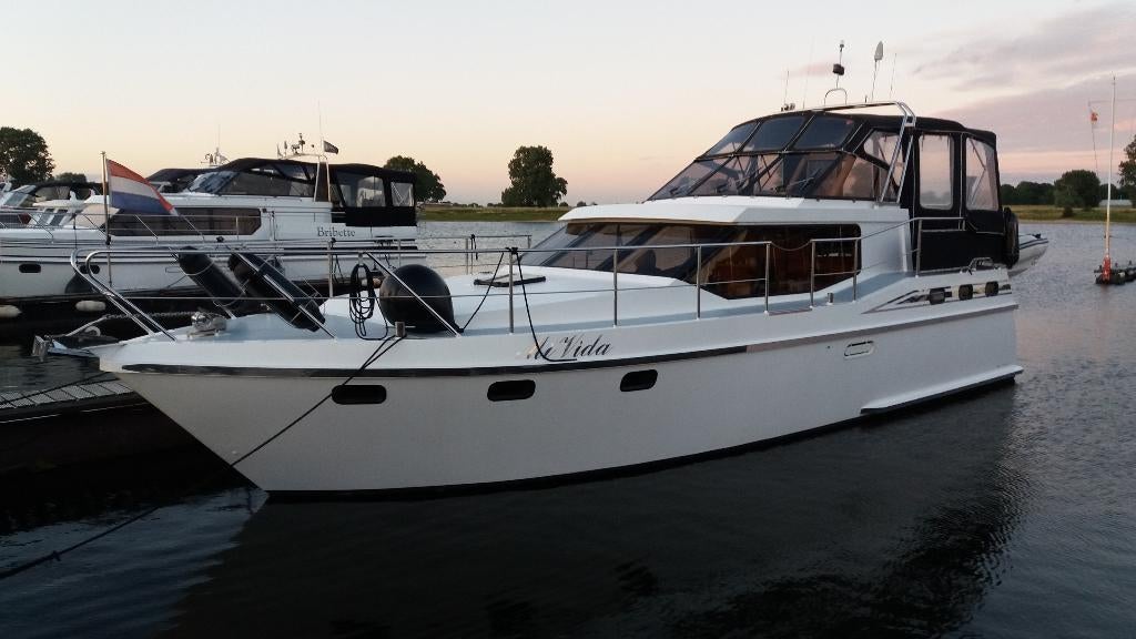 Te koop Vri-jon Contessa 40  Bouwjaar 1997, Ophalen, Gebruikt, Staal, Diesel