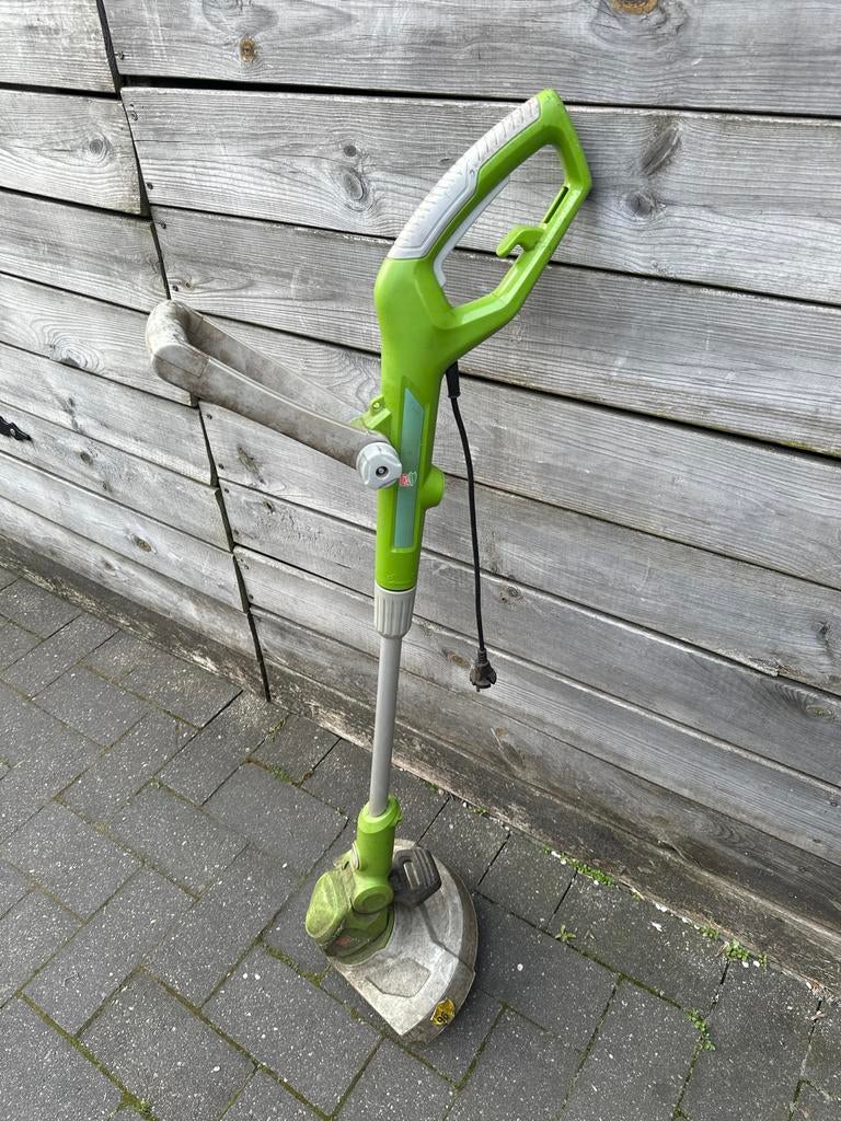Elektrische grastrimmer central park, Ophalen, Gebruikt, 30 tot 50 cm, Elektrisch