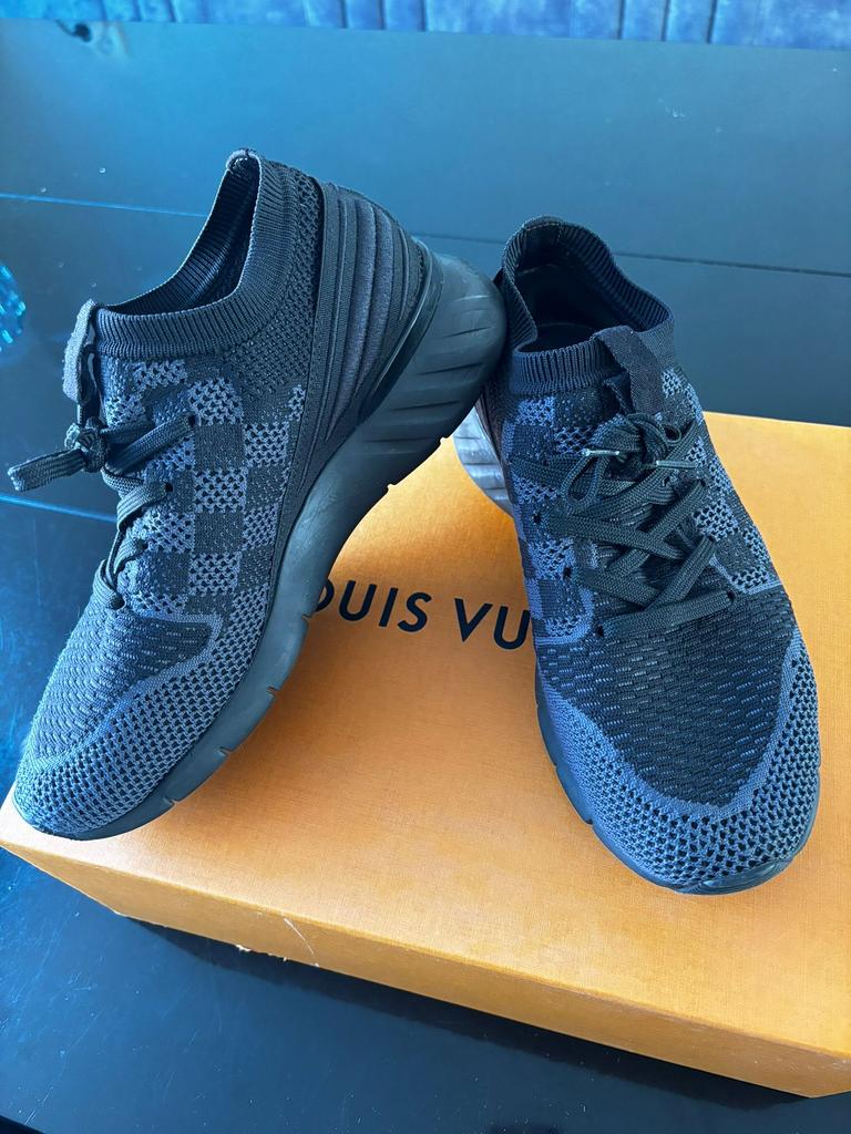 Louis Vuitton Sneakers maat 40., Ophalen of Verzenden, Zo goed als nieuw, Overige typen, Overige merken