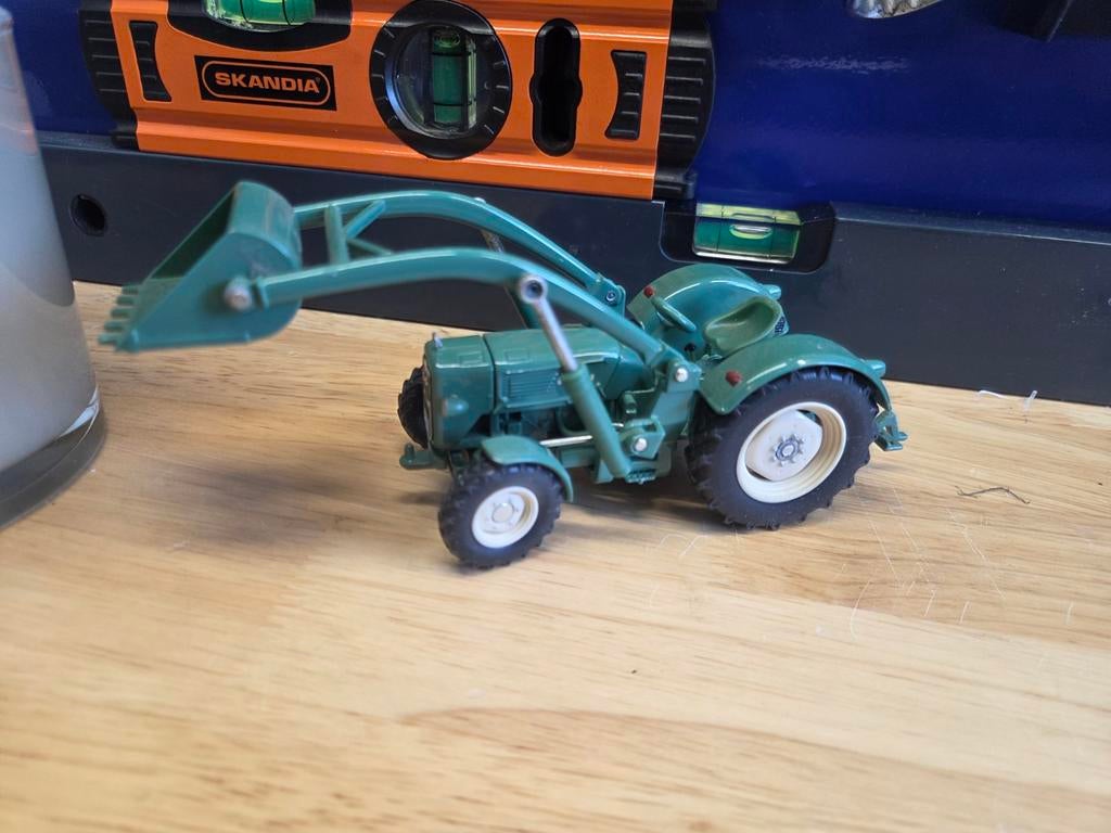 MAN 4R3 Trekker met Voorlader Siku 1:32 #4033, Hobby en Vrije tijd, Modelauto's | 1:32, Ophalen of Verzenden, Zo goed als nieuw
