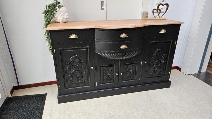 Mooi dressoir, Huis en Inrichting, Kasten | Dressoirs, Nieuw, 150 tot 200 cm, 25 tot 50 cm, Ophalen of Verzenden