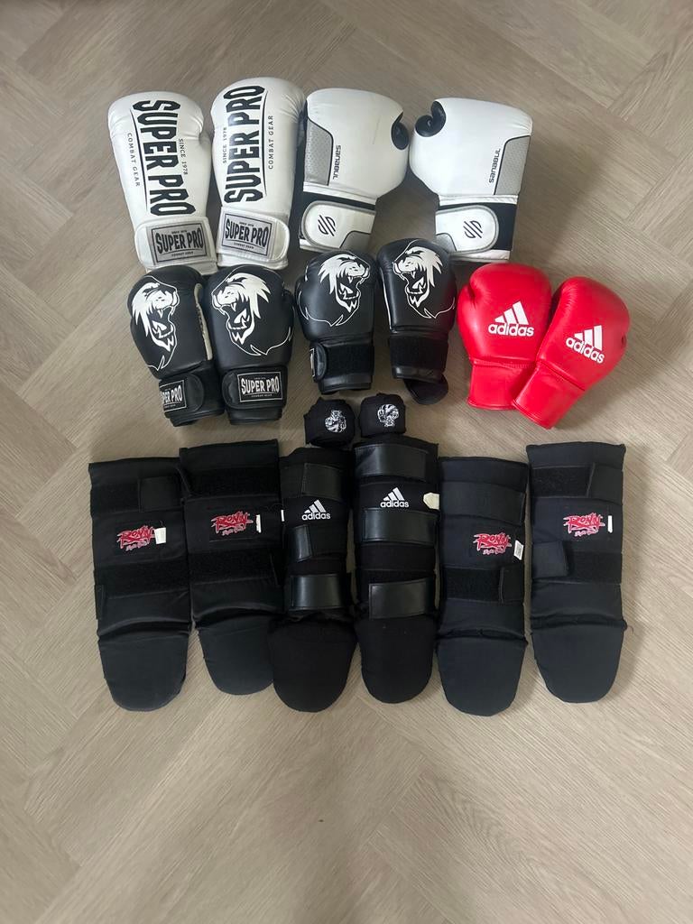 Kickboks spullen, Ophalen of Verzenden, Gebruikt, Bokshandschoenen