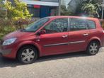 Renault Grand Scenic 2.0 16V 7P 2005 Rood, Voorwielaandrijving, 1998 cc, Stof, 4 cilinders