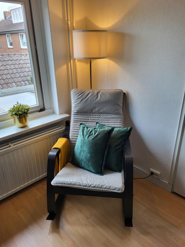 Ikea schommelstoel, Huis en Inrichting, Stoelen, Ophalen, Zo goed als nieuw, Wit, Eén