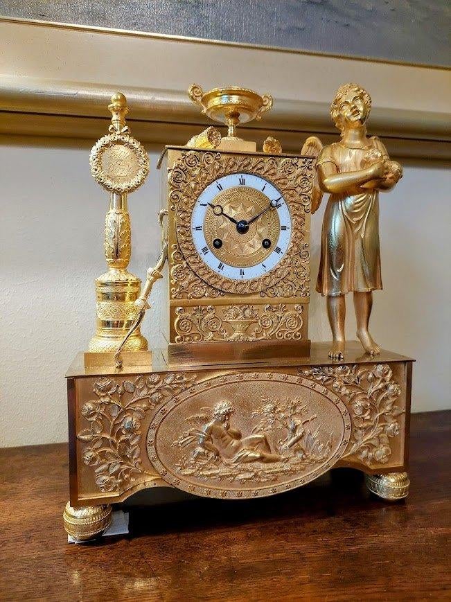 Franse verguld bronzen pendule “Fidéle et Discrét”, Antiek en Kunst, Ophalen