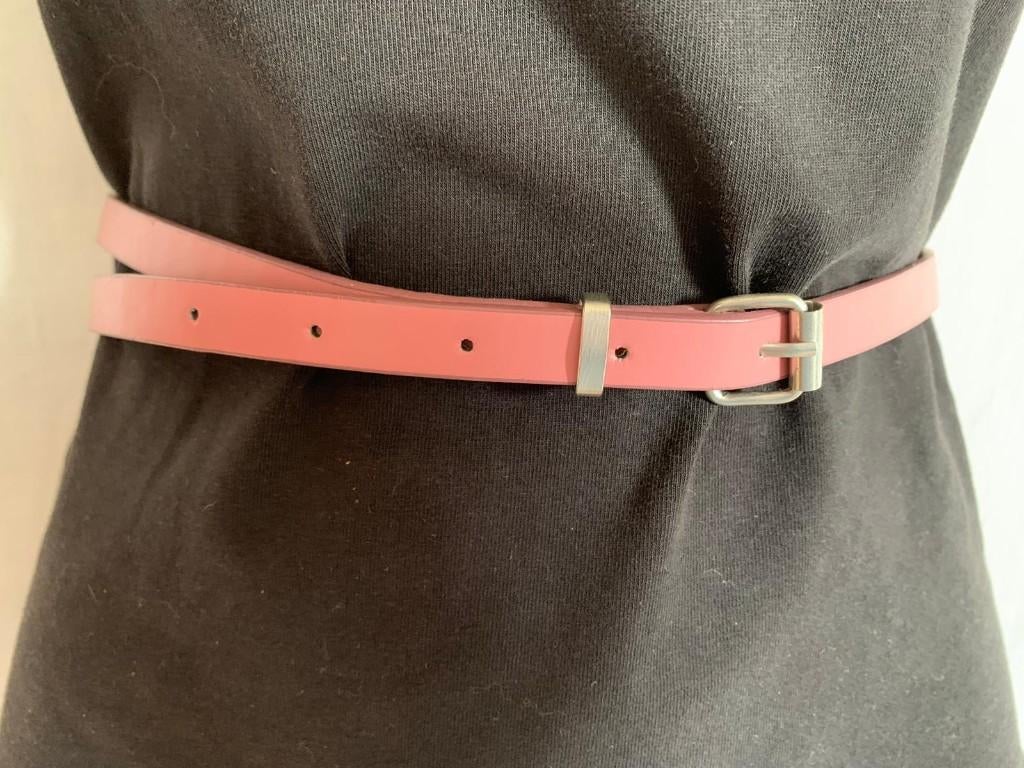 Leuke smalle roze leren riem. Maat 95 cm, Kleding | Dames, Riemen en Ceinturen, Overige kleuren, 100 cm of meer, ., Echt leder