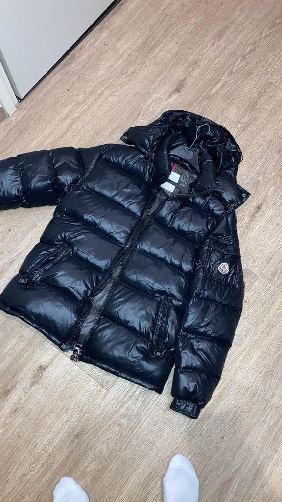 Moncler Maya, Kleding | Heren, Jassen | Winter, Ophalen of Verzenden, Zo goed als nieuw, Zwart