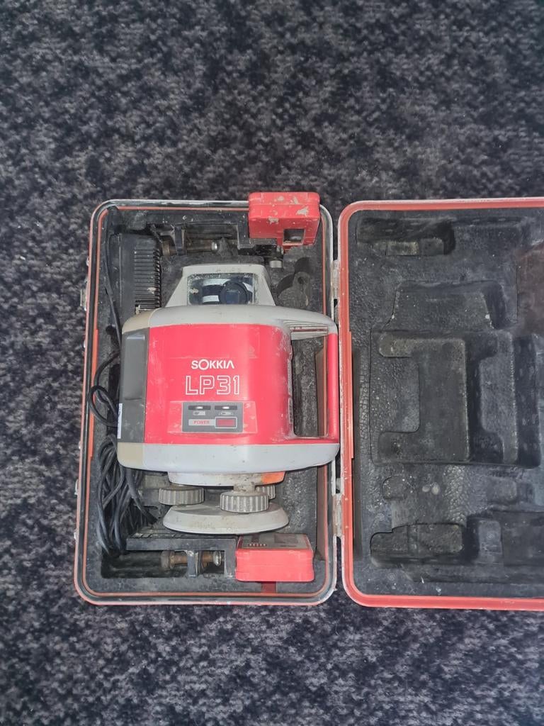 Sokkia LP31 Laserwaterpas in koffer, Doe-het-zelf en Verbouw, Ophalen of Verzenden, Gebruikt, 1200 watt of meer, Overige typen