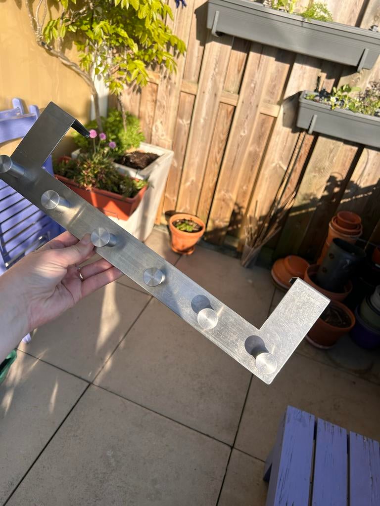 IKEA GRUNDTAL deurkapstok - RVS met 6 haken, Overige typen, Ophalen of Verzenden, Zo goed als nieuw, Minder dan 100 cm