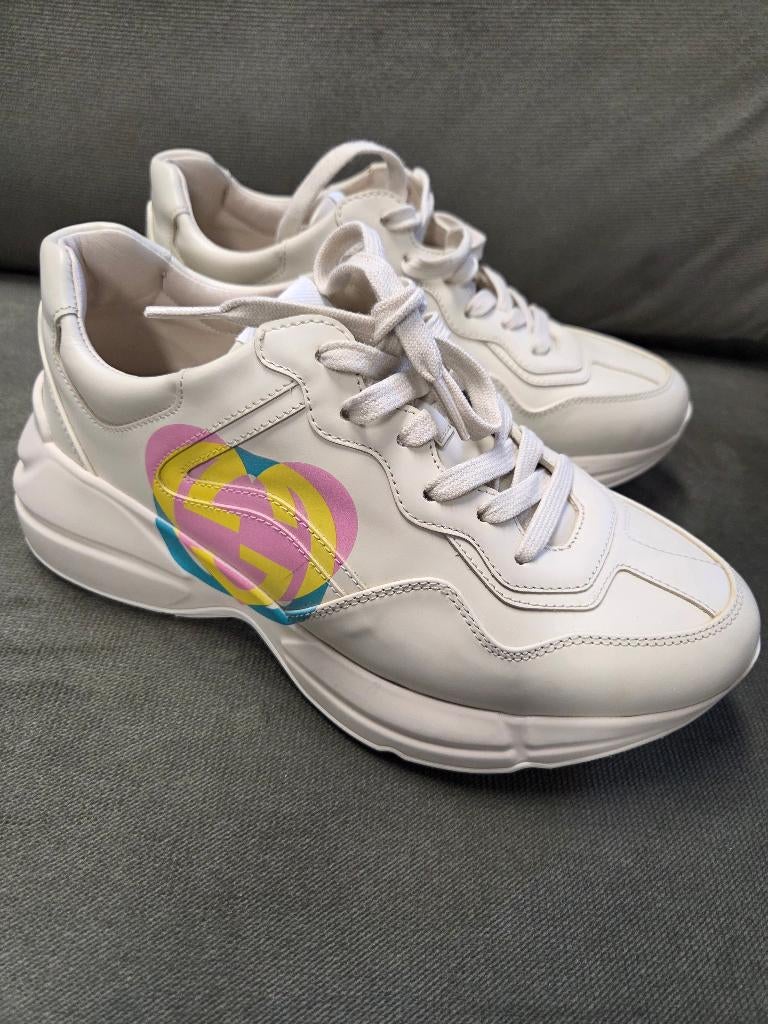 Gucci Wmns Rhyton 'Heart - Ivory', Ophalen, Beige, Gucci, Sneakers of Gympen
