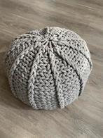 Gebreide poef, Huis en Inrichting, Ophalen, Zo goed als nieuw, Rechthoekig, 125 cm of meer