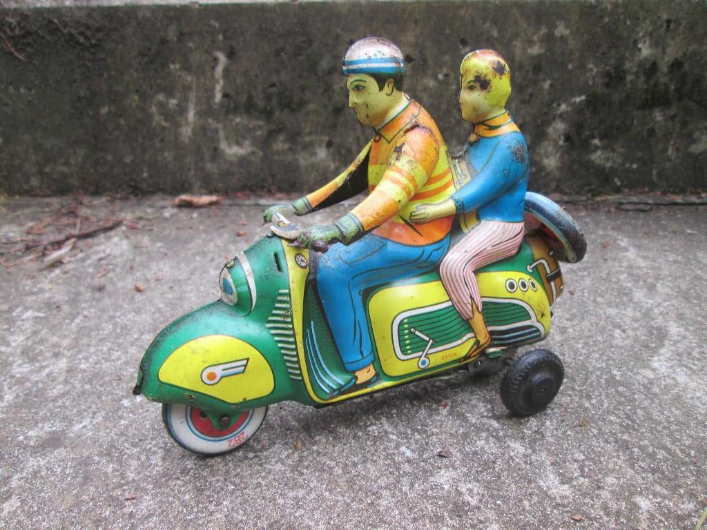 Blikken scooter motor TECHNOFIX werkend DBGM gebruikte staat, Ophalen of Verzenden