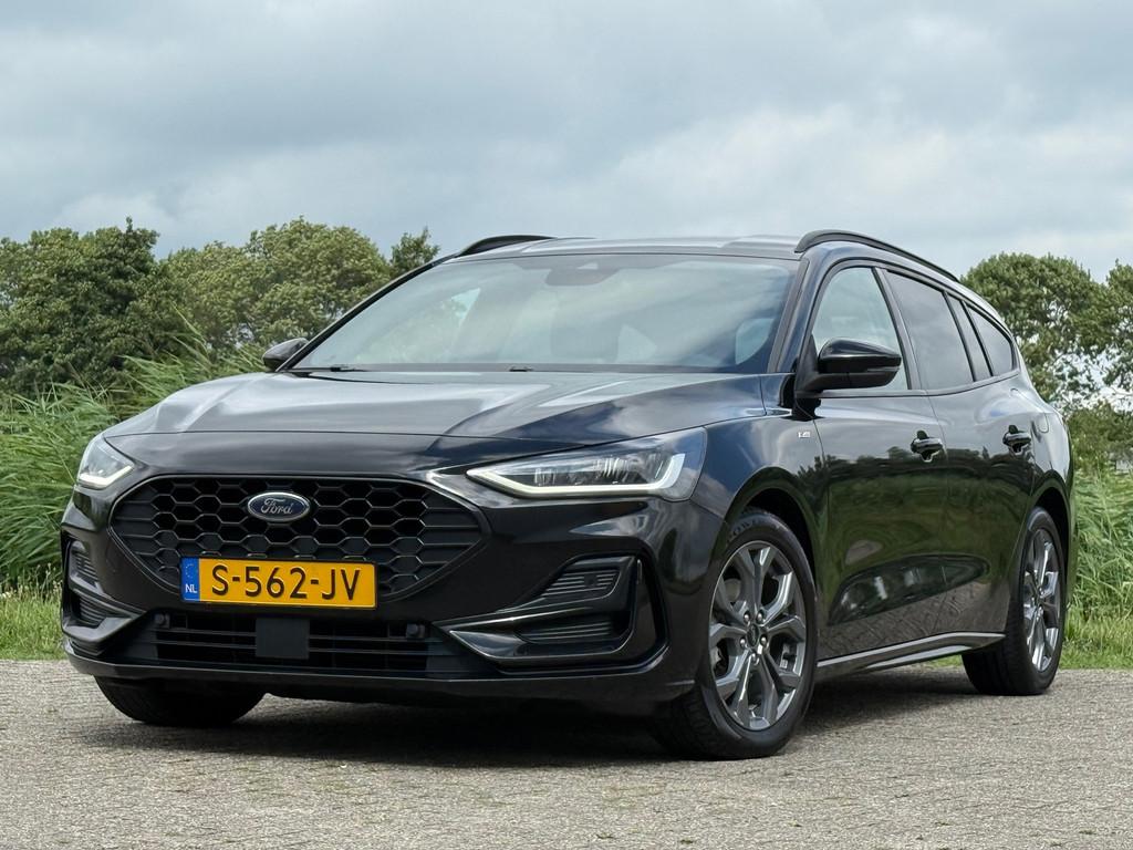 Ford Focus Wagon 1.0 EcoBoost Hybrid ST Line Style Automaat, Stof, Gebruikt, 1404 kg, Zwart