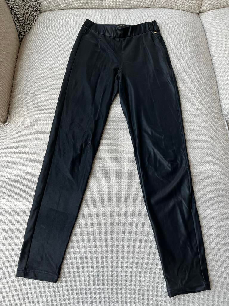 Zwarte broek Colourful Rebel - maat XS, Kleding | Dames, Broeken en Pantalons, Zwart, Ophalen of Verzenden, Zo goed als nieuw