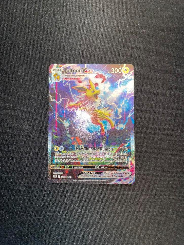 Jolteon VMAX (SWSH 184), Hobby en Vrije tijd, Verzamelkaartspellen | Pokémon, Zo goed als nieuw, Ophalen of Verzenden