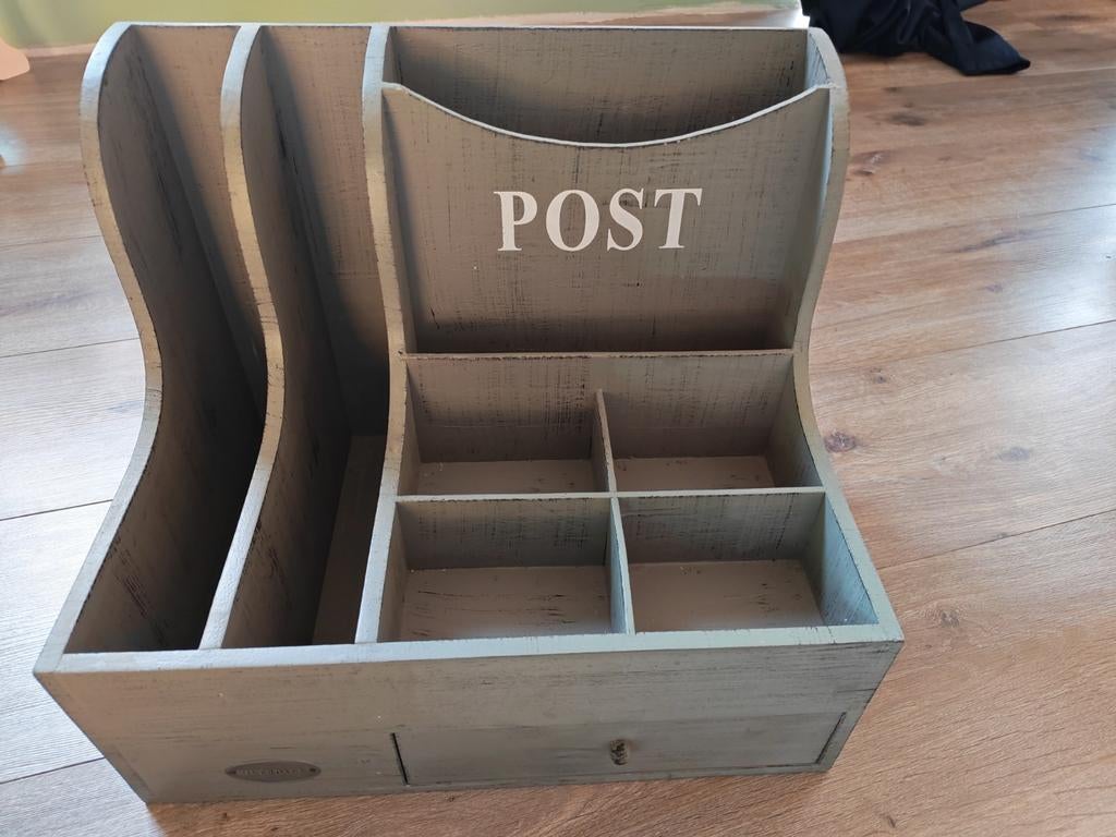 Riverdale post organizer, Huis en Inrichting, Ophalen