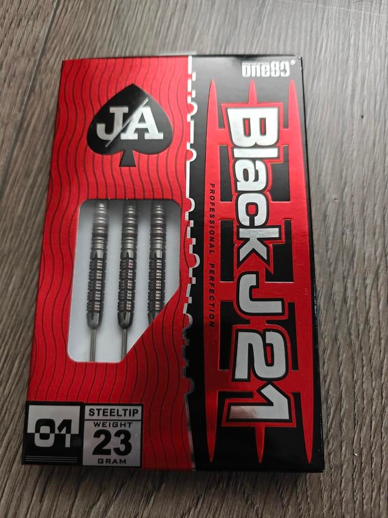 One89 Black J21 Steeltip Darts 23 gram, Ophalen of Verzenden, Zo goed als nieuw, Pijlen