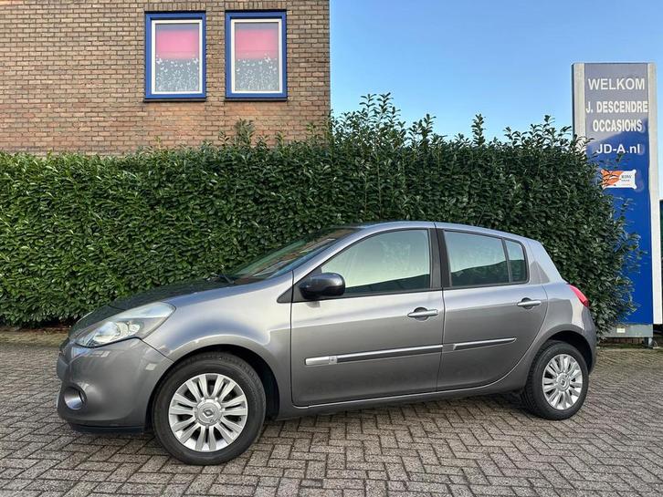 Renault Clio 1.2 TCe Collection Airco, Navigatie, Lmv!, Auto's, Renault, Te koop, Clio, ABS, Airbags, Airconditioning, Alarm, Boordcomputer