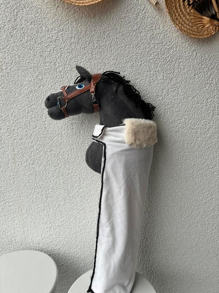 Hobby horses en accessoires te koop, Dieren en Toebehoren, Paarden en Pony's | Beschermers, Zo goed als nieuw, Ophalen of Verzenden