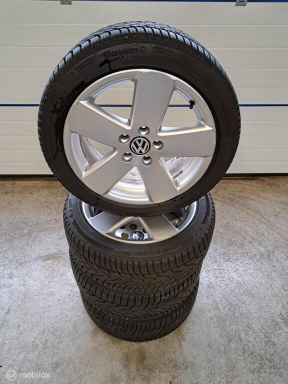Lichtmetalen velgen 17 Inch 5x112 Met Nw- All Seasons Banden, Ophalen, Nieuw, 17 inch, Winterbanden