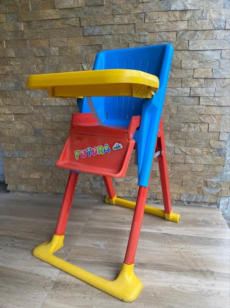 Futura kinderstoel blauw, rood en geel, Ophalen of Verzenden
