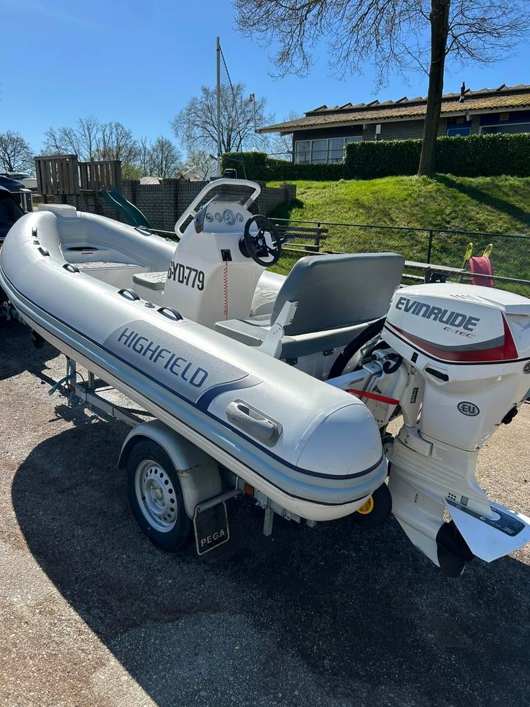 HiGHFIELD 390 OCEAN MASTER 50pk evinrude plus trailer, Watersport en Boten, Rubberboten, Aluminium, Benzine, Minder dan 70 pk